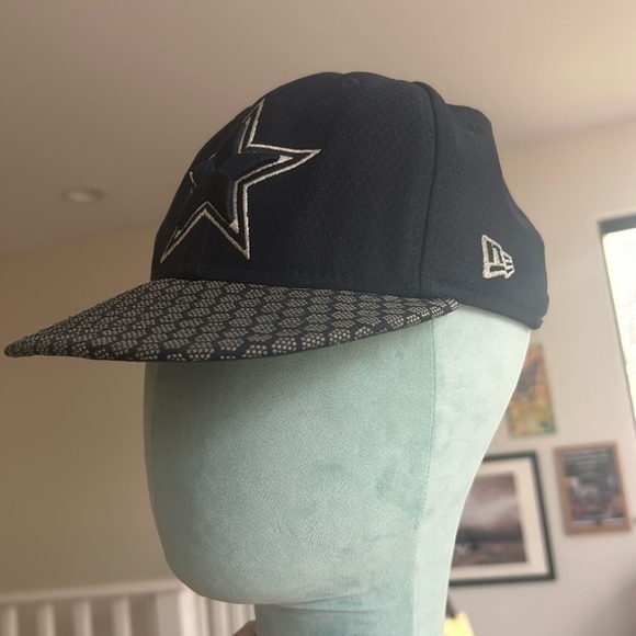 NFL Other - Dallas Cowboys Vintage NFL hat !